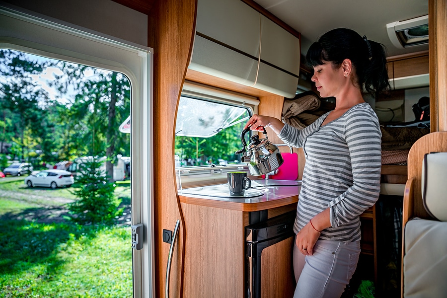 3 Reasons Why Some Campers Prefer Motorhomes
